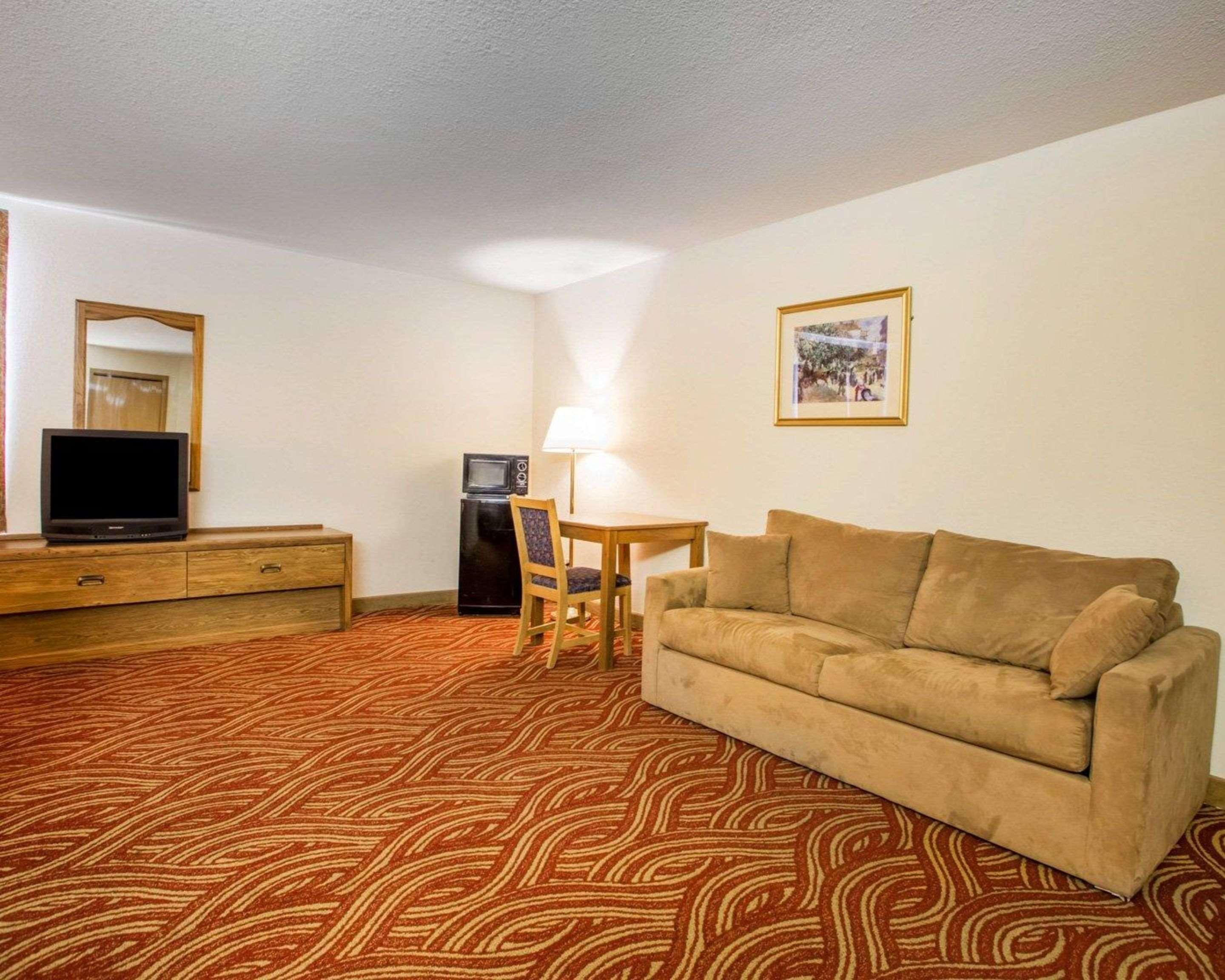 University Inn & Suites Stevens Point Zewnętrze zdjęcie