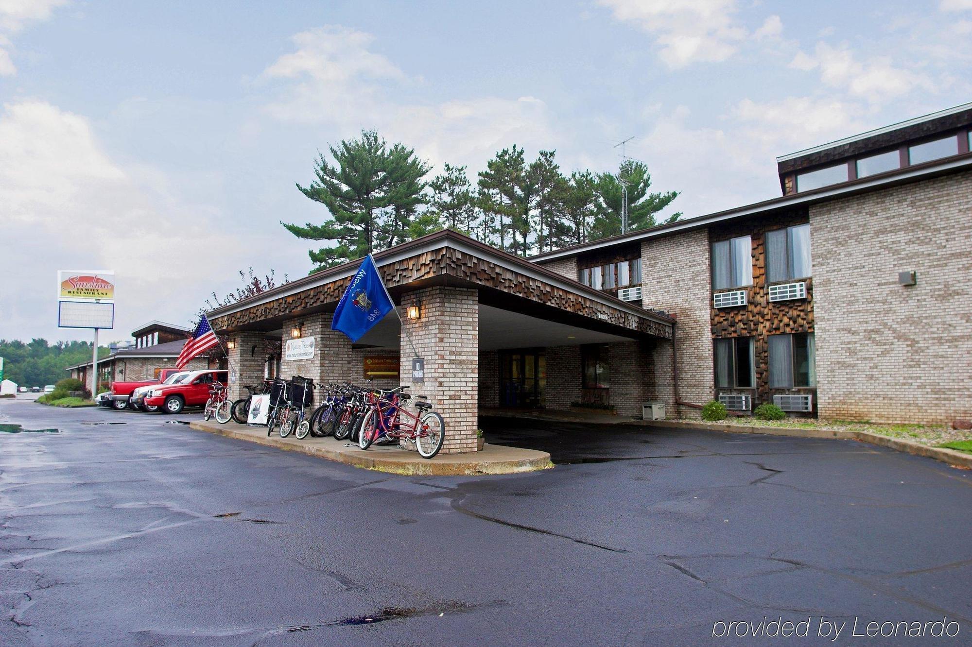 University Inn & Suites Stevens Point Zewnętrze zdjęcie